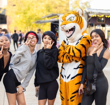 Students standing in Campus